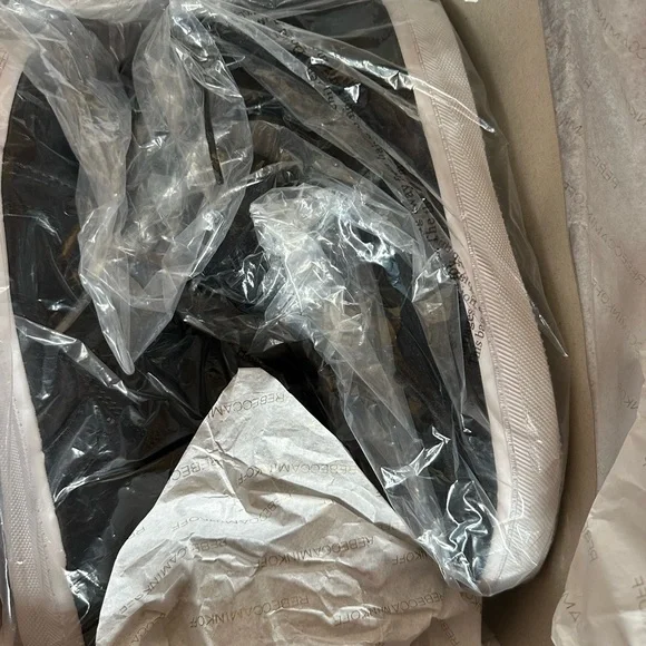 Rebecca Minkoff NEW Women's Black natural Fur-Trimmed High-Top Sneakers 7.5 - Picture 2 of 5